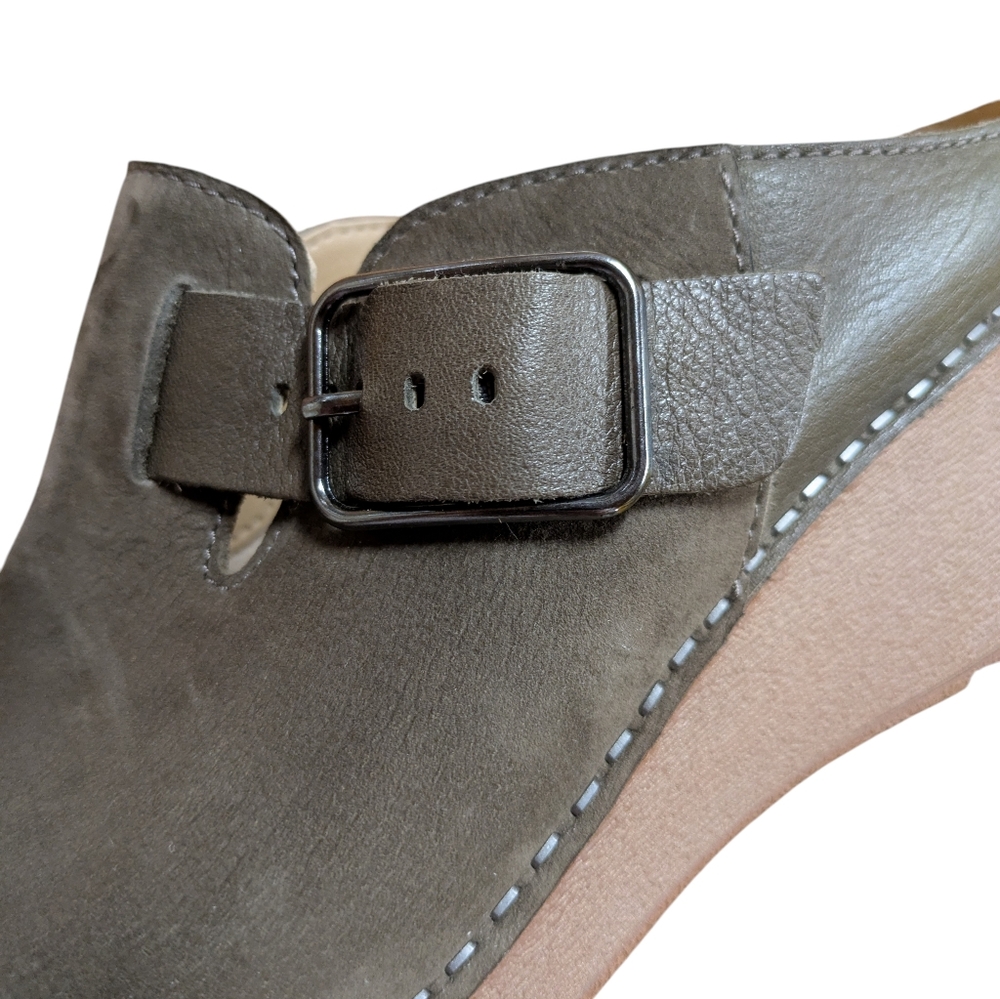Dansko Caia Nubuck Leather Wedge Clog Olive Green Size 40 - Picture 7 of 13